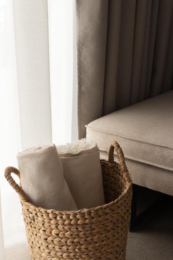Eladia Apartment *