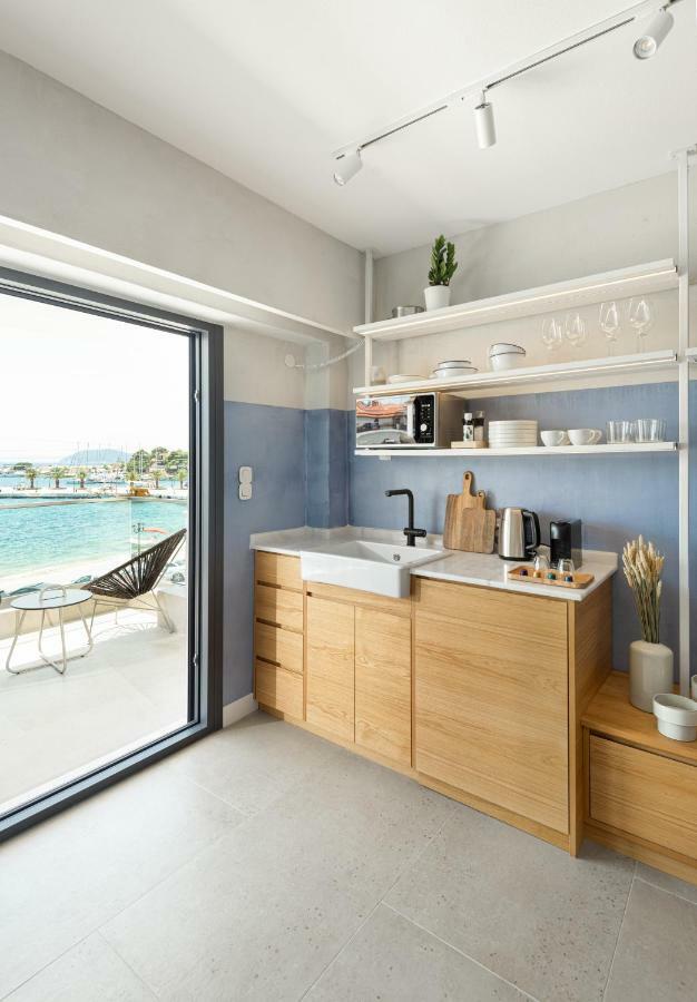 Eladia Apartment *
