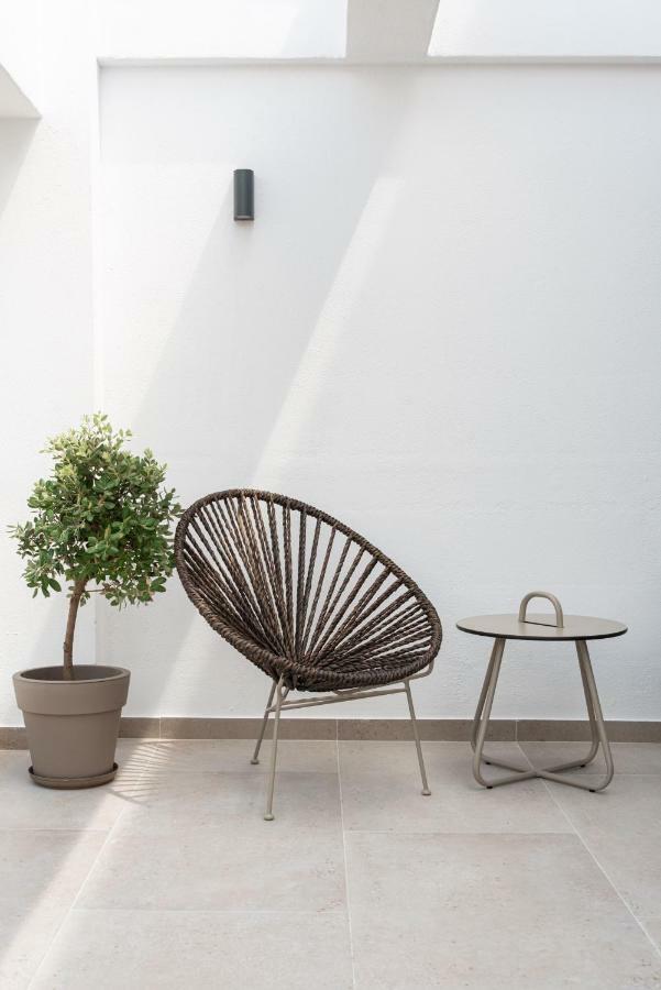 Eladia Apartment *